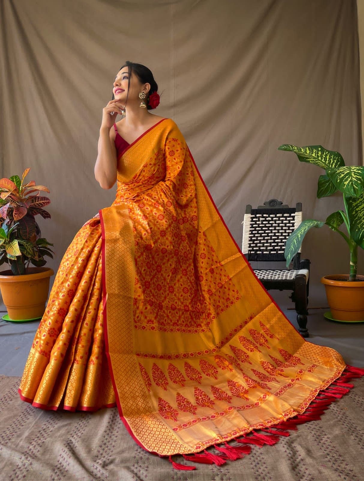 Leri Vol 3 Pure Patola Silk Saree with Showcase Reels